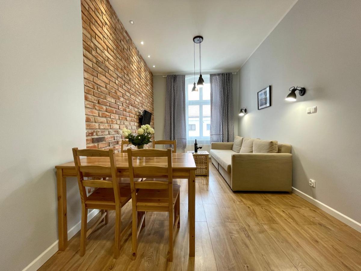Apartamenty Stary Stary Toruń Exteriör bild